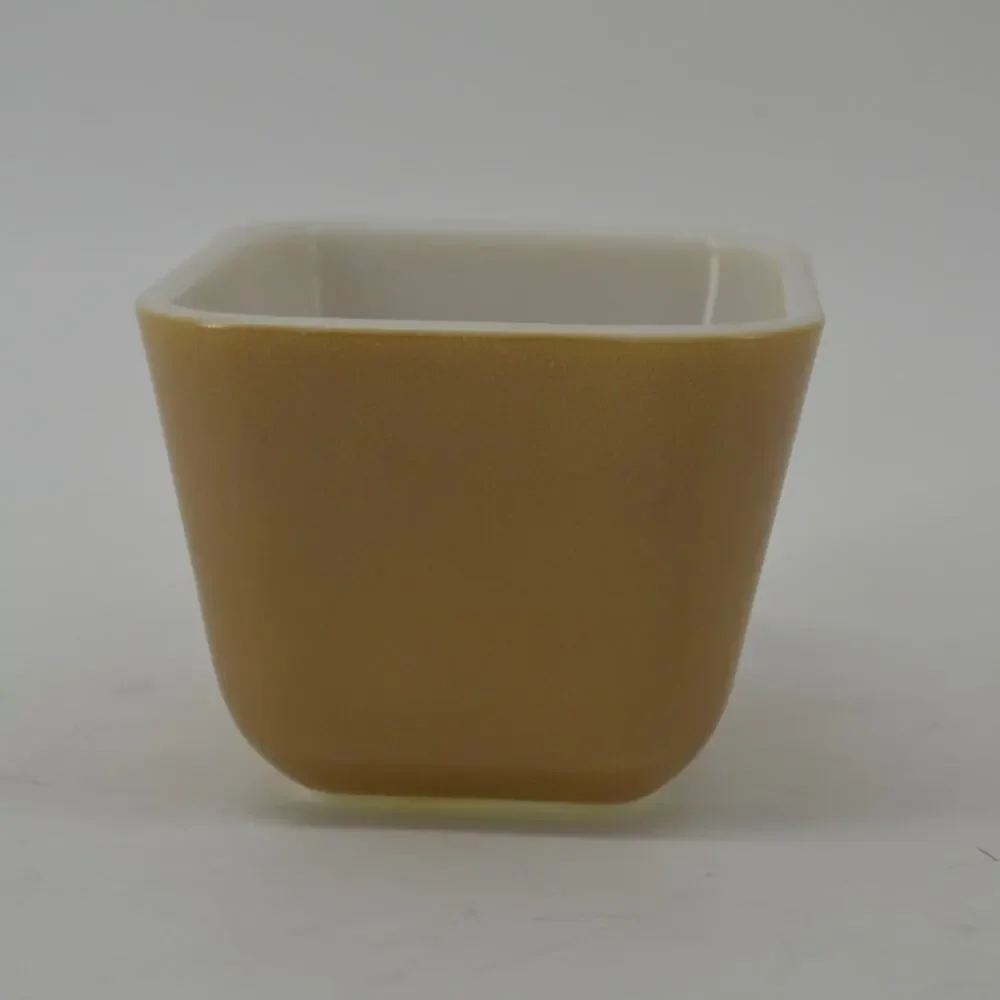 Vintage PYREX Refrigerator Dish 501 B Fridgie Sandlewood